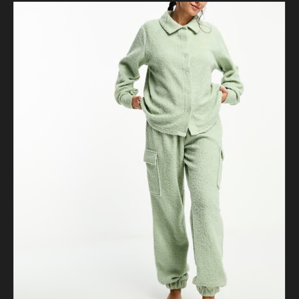 Cozy Green Fleece Lounge Set